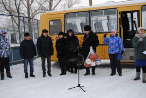 25 января 2018 года в с. Иваниха состоялось открытие хоккейной коробки, которая установлена около здания школы. 